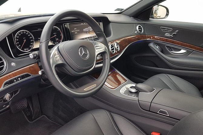 Budapest Airport Private Luxury Transfer by a Mercedes Benz S Class - Luxury Mercedes Benz S Class