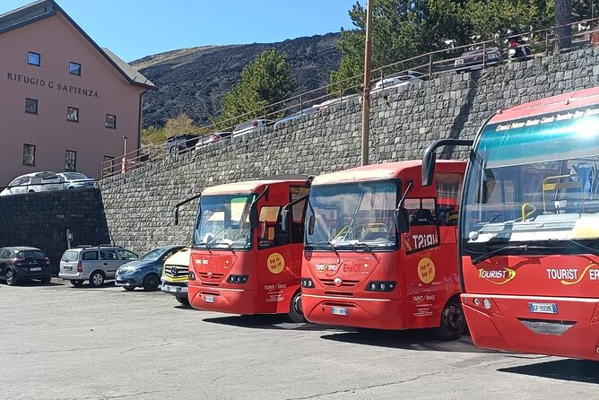 Bus Etna Experience of Italy - Meeting and Pickup Information