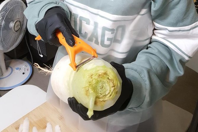 Busan Kkakdugi(Korean Radish Kimchi) Class With Various Options