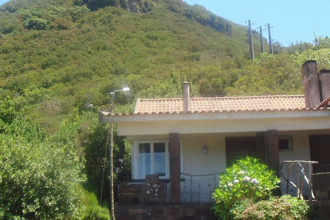 Canico Small-Group Rabacal 25 Fountains Hike  – Funchal