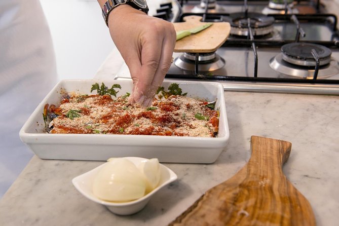 Cesarine: Dining & Cooking Demo at Locals Home in Palermo
