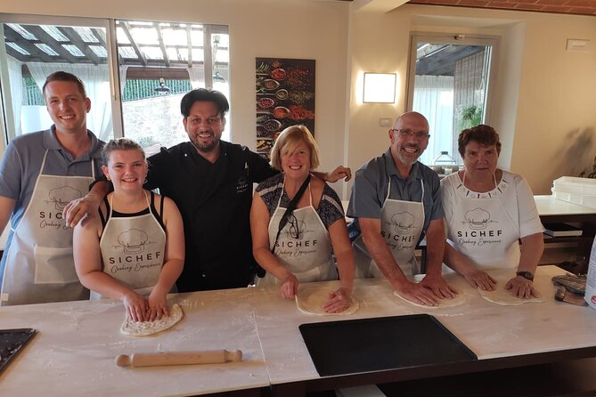 Chianti Pizza and Tiramisu Small-Group Cooking Class