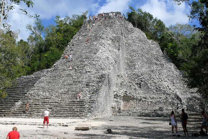 Chichen Itza Cenote Ik Kil and Coba Small Group