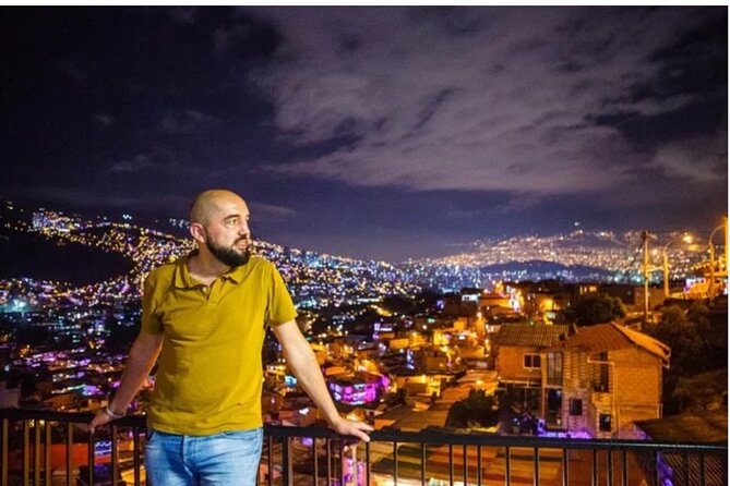 Comuna 13 Night Time Tour Medellin