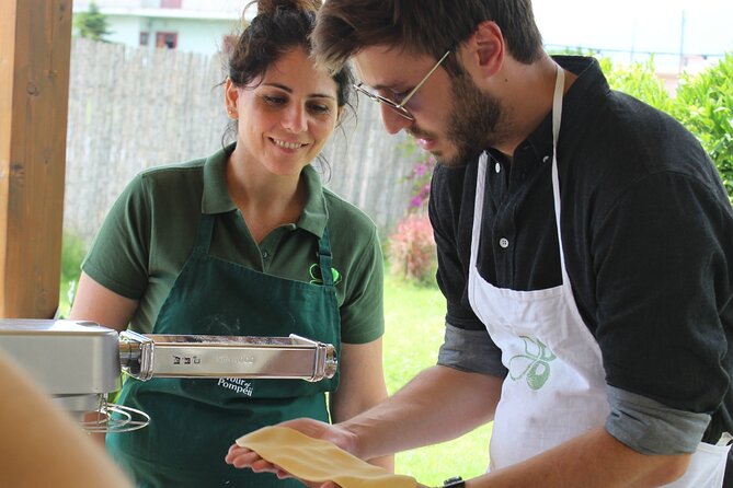 Cooking Class With Italian Mamma in Pompeii