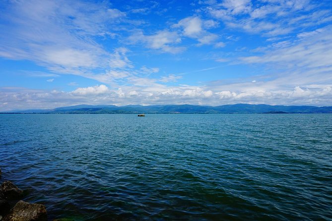 Day Trip: Kayak Ride on Lake Piediluco With Lunch + Marmore Falls