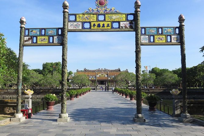 Day Trip To Hue City and Back From Hoi An By Private Car