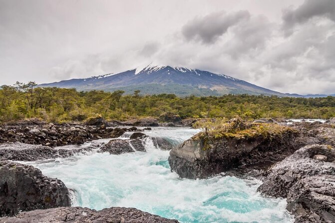 Day Trip to Osorno Volcano and Petrohue From Puerto Montt