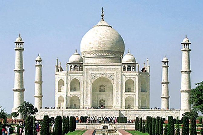 Delhi Agra Same Day Tour By Toyota Luxury Car.