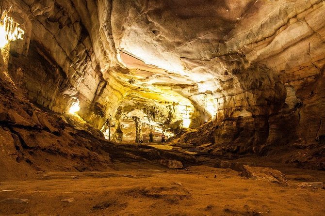 Deluxe Small Group : PHONG NHA CAVE – Paradise Cave Full Day Tour