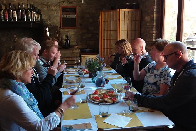 Discover Montalcino Through Its Best Productions: Brunello & Saffron!!