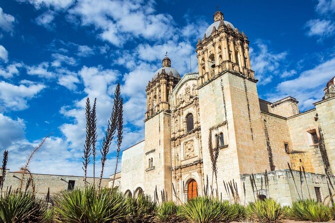 Discover Oaxaca Through History and Urban Mythology