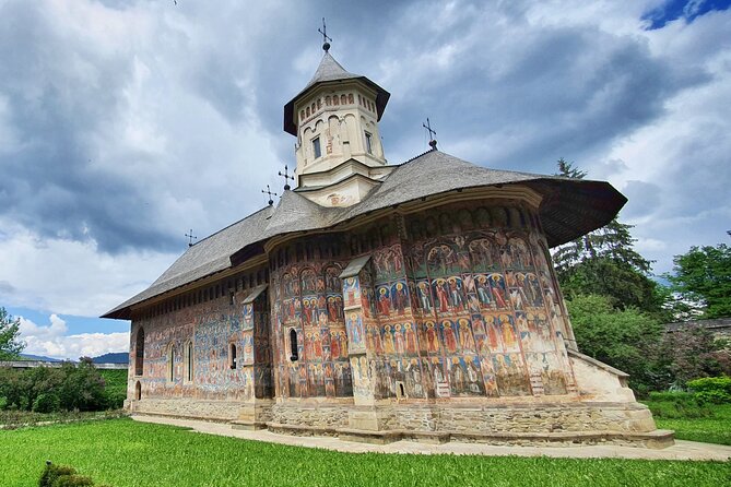 Discover Unesco Heritage From Romania in 11 Days Private Guided Tour