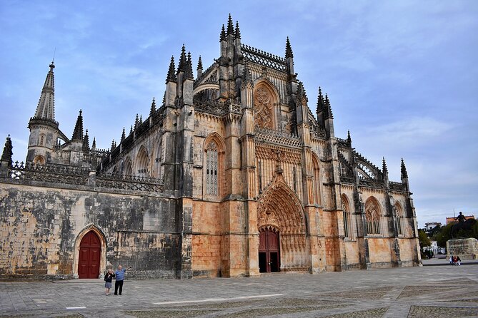 Discovering Fátima, Batalha Monastery, and Alcobaça Monastery