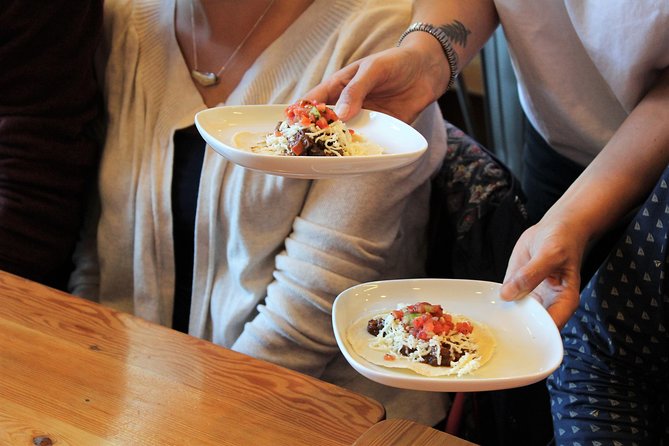 Downtown Victoria Food & City Tour