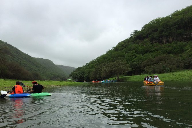 East & West Salalah Combination Tour - Darbat Waterfall, Mughsail - Inclusions and Transportation