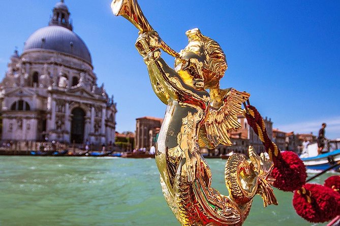 Enchanting Venice – Private Gondola Experience
