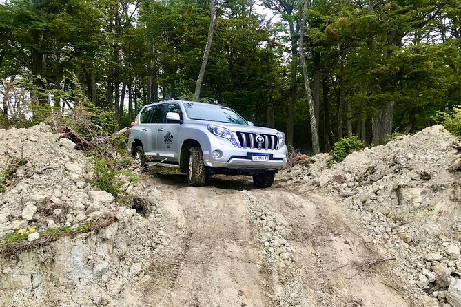 Escondido and Fagnano Lakes 4x4 OFF ROAD - Highlights of the Excursion