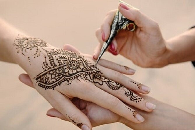 Evening Desert Safari:Dune Bashing, Camel Ride, Live Shows, BBQ Dinner & More