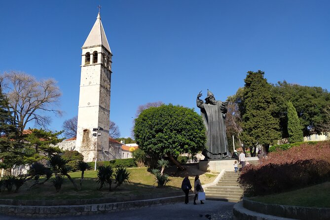 Experience Split With Local Professional Historian – Private
