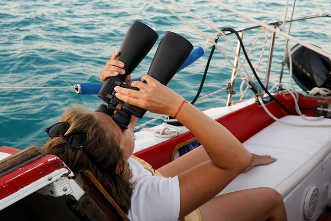 Explore Bacalar Lagoon in Privacy and Comfort. Ideal for Couples and Families.