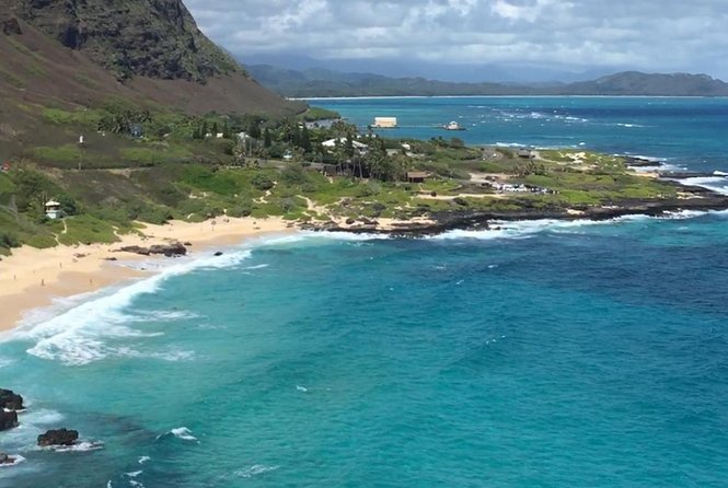 Explore O’Ahu Island With a Friendly Local in a Small Group