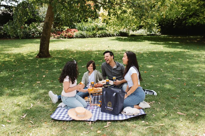 Family Mystery Picnic in Santa Monica and Venice Beach