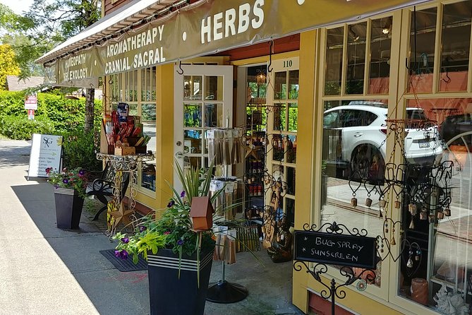 Fort Langley & Vineyard Explorer Private Tour
