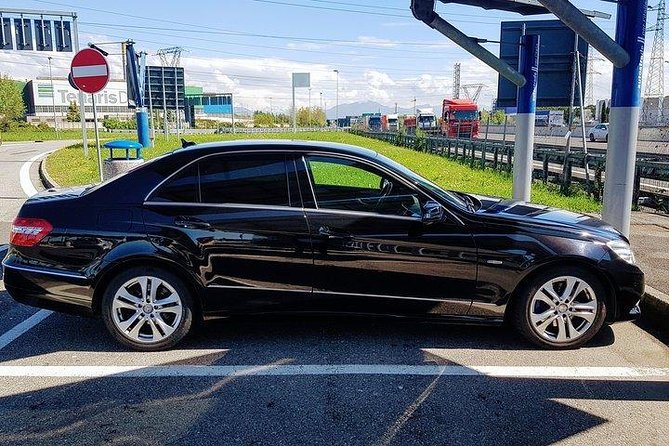 Frankfurt Airport (FRA) to Frankfurt -Round-Trip Private Transfer - Pickup and Meeting Details