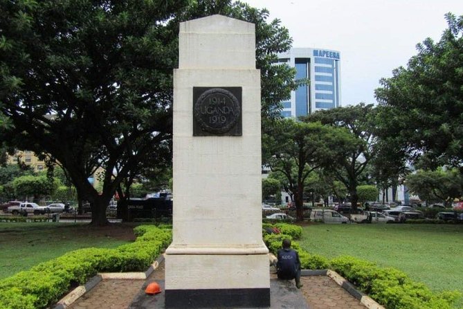 Free Female Guided Walking Tours Kampala (3 Hours)