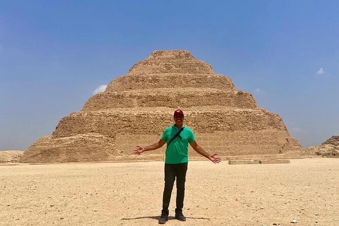 Full-Day GIZA Pyramids ,Sphinx & Sakkara Private Tour
