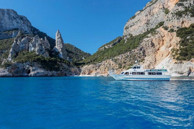 Full Day Mini Motorboat Cruise at Gulf of Orosei
