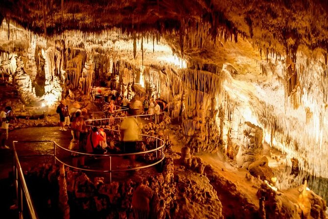 Full-day Tour to Drach Caves and Portocristo Town