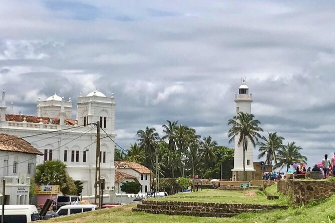 Galle Day Tour via Hikkaduwa Beach