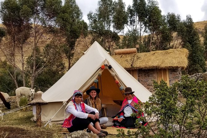 Glamping in the Sacred Valley (Viacha)