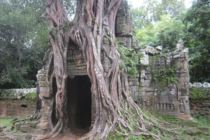 Grand Circuit With Banteay Srei and Banteay Samre Tour