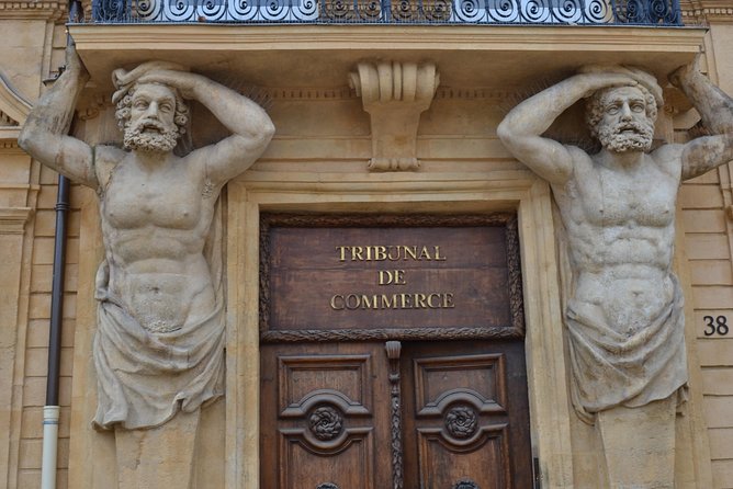 Guided Tour in Aix-en-Provence: Historical Old City