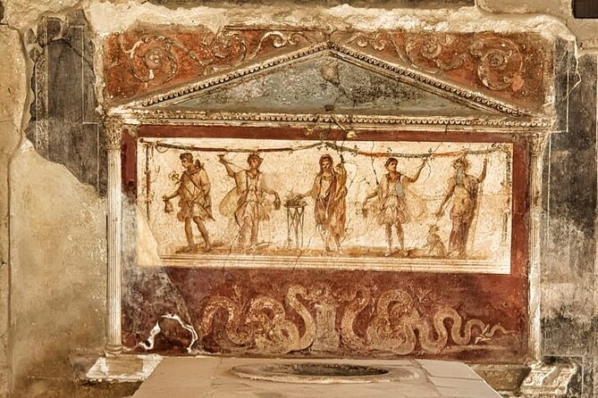 Guided Tour of Herculaneum With Lunch and Entrance Included