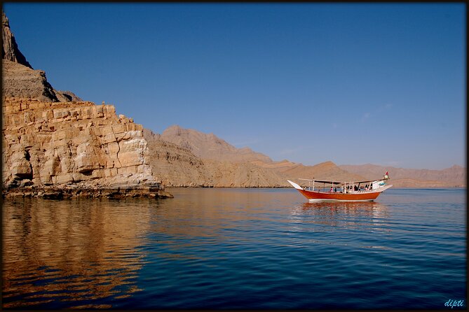 Half Day Dhow Cruise to Telegraph Island (Shore Excursions)