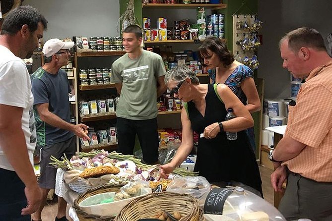 Heraklion City Walking & Tasting Tour (Stroll Downtown) - Visiting Historical Sites and Landmarks