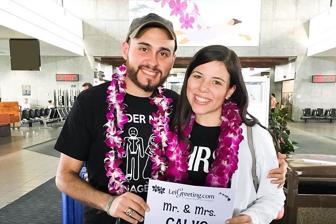 Honeymoon Airport Lei Greeting on Kahului Maui