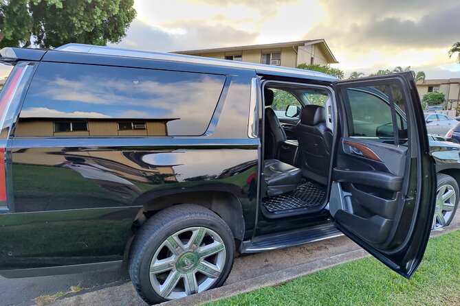 Honolulu Airport & KoOlina Hotels Private Transfer by Luxury SUV(up to 5 People)