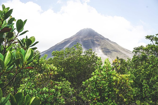 Horseback Riding to Arenal Volcano