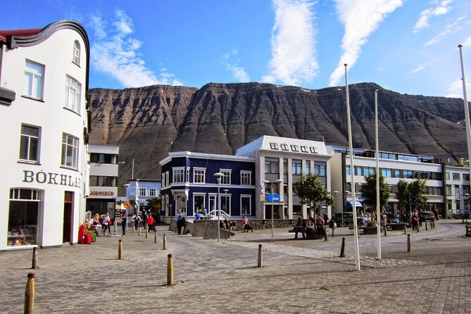 Isafjordur Hop-On, Hop-Off Cruise Ship Shuttle Bus