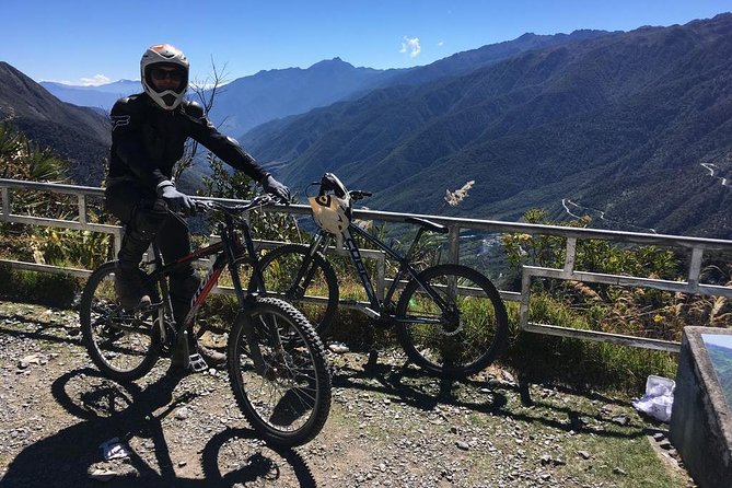 Jungle Trail to Machu Picchu (Mountainbiking, Rafting, Ziplining) – 4 Day Tour