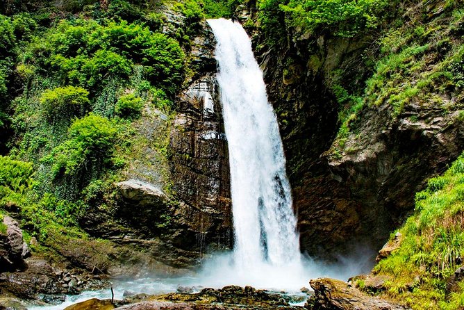 Kakheti: Signagi + Bodbe Monastery + Gurgeniani Waterfall