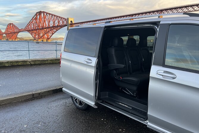 Kelpies, Loch Lomond and Stirling Castle, Luxury Private Day Tour