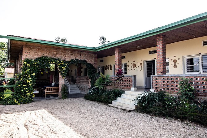 Kinunu Guest House