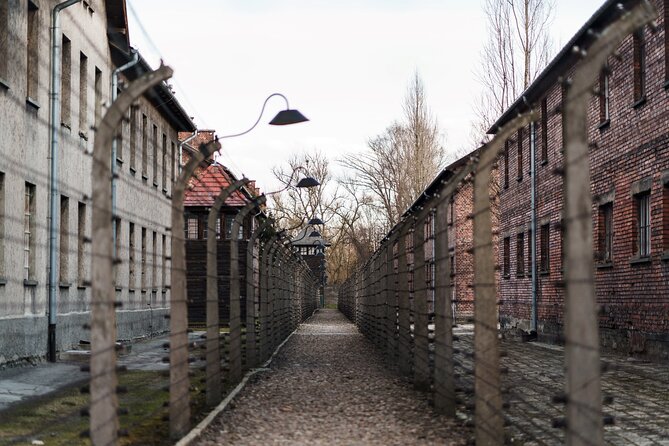 Krakow – Auschwitz Museum: Shuttle Bus Ticket