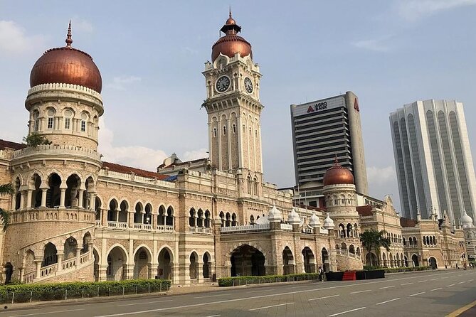 Kuala Lumpur City & Batu Caves Temple Private Tour